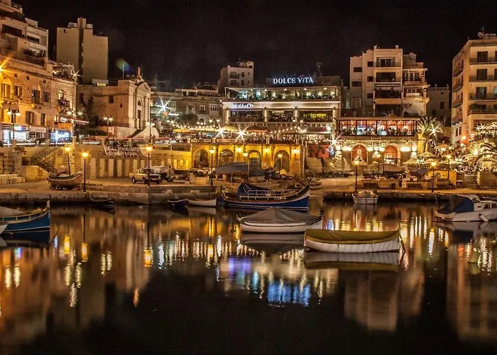 Modern Stay With Large Balcony In Spinola