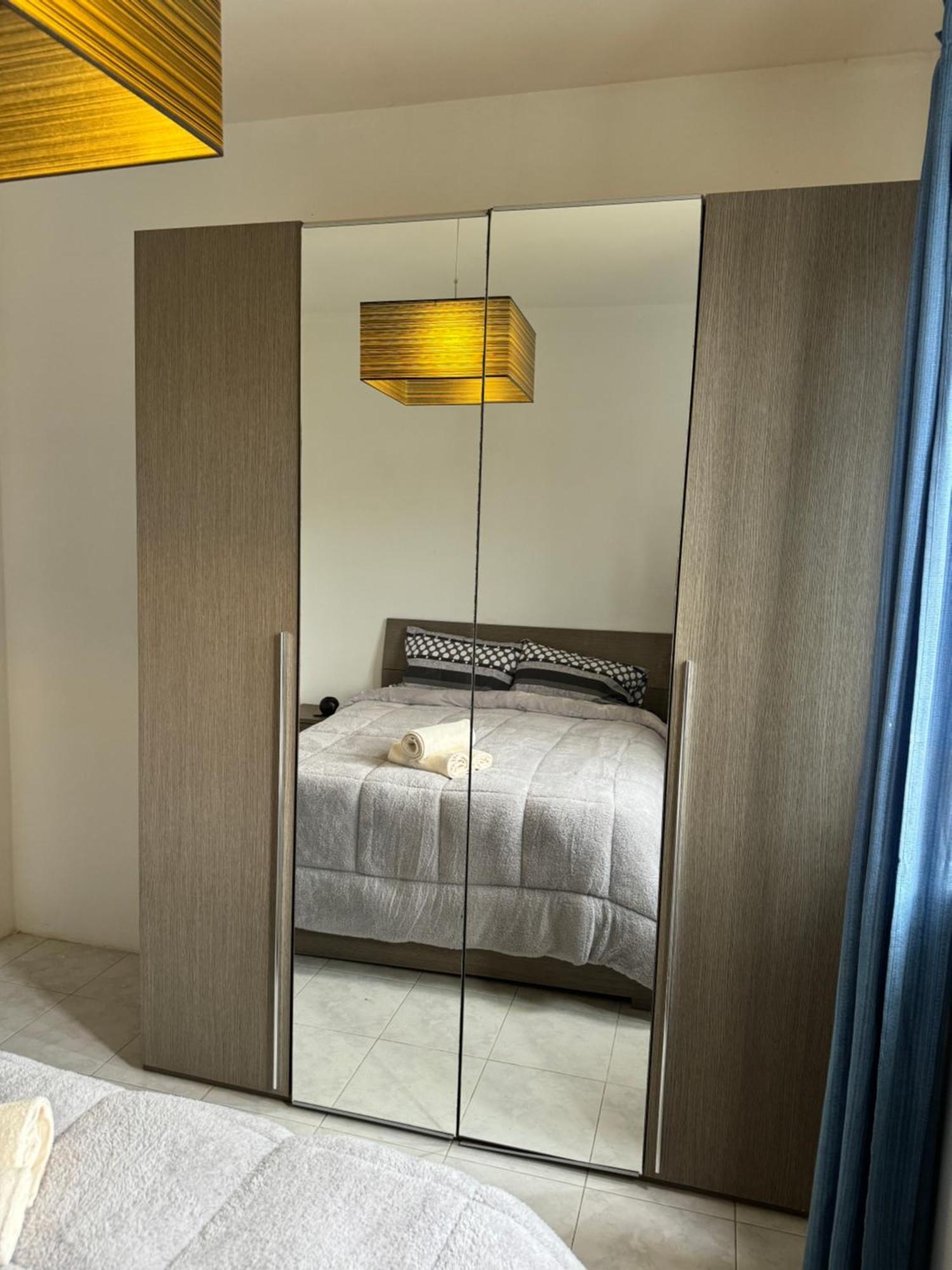 Modern With Large Balcony In Spinola Appartement *