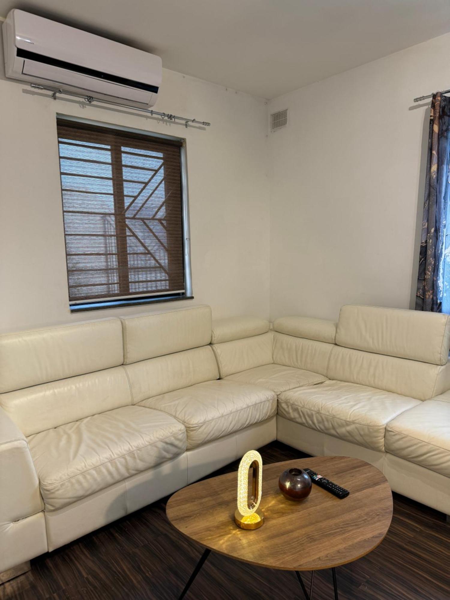 Modern With Large Balcony In Spinola Appartement *