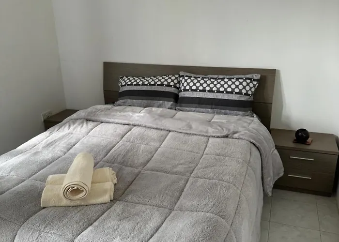 Modern Stay With Large Balcony In Spinola